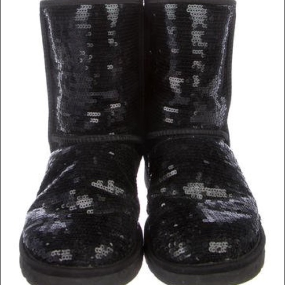 UGG classic short boots